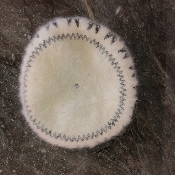 Like New, Angora Rabbit Fur Knit Winter Beret main image 7